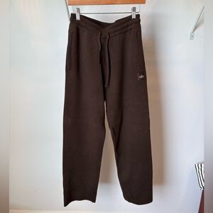 Alo Scholar Straight Leg Sweatpant